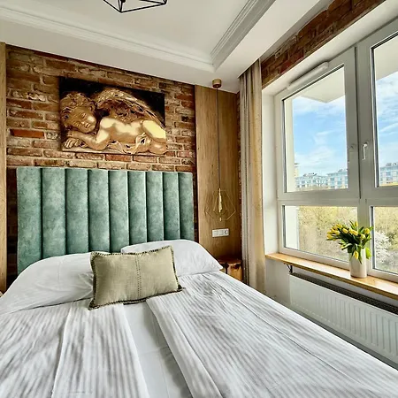 Easy Rent - Kompozytorów Polskich 96, 24h Check-in *